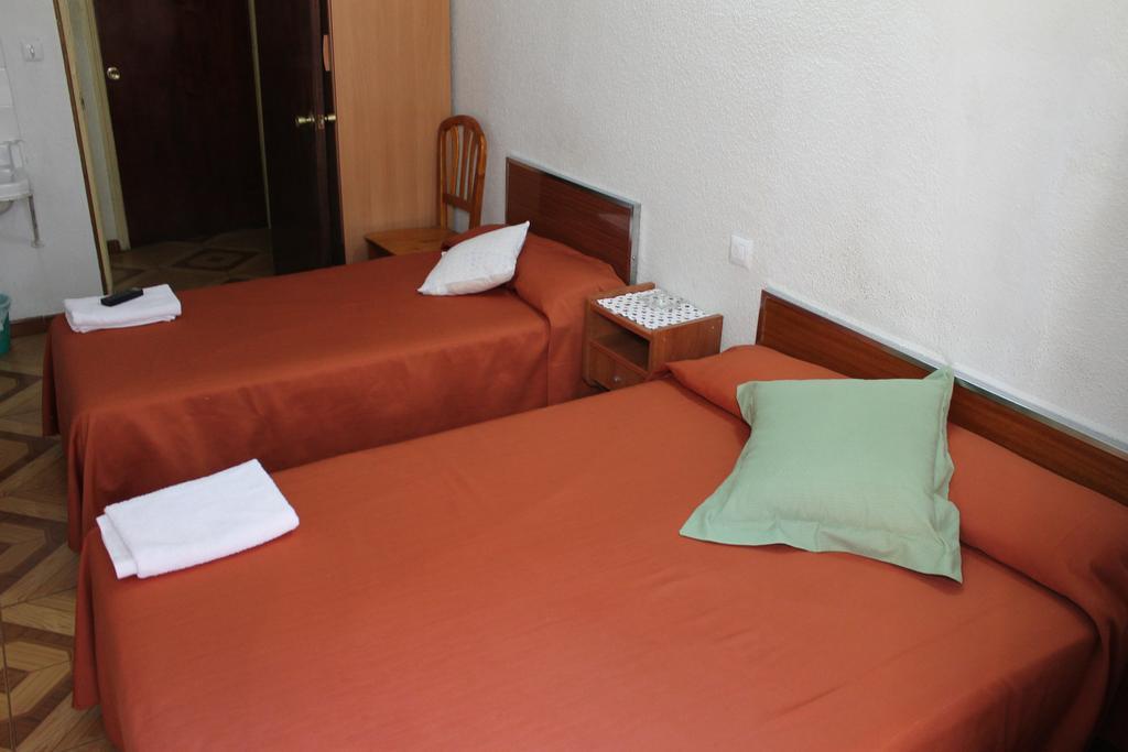 Hostal Xucar มาดริด ห้อง รูปภาพ