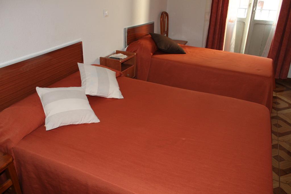 Hostal Xucar มาดริด ห้อง รูปภาพ